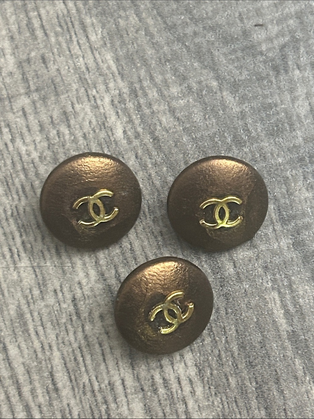 CHANEL vintage auth brown/Bronze-Tone CC Logo button Set of 3